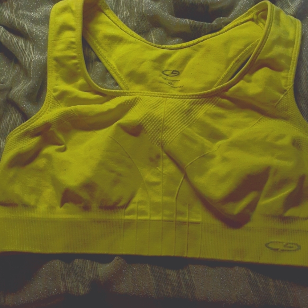 Sports bra